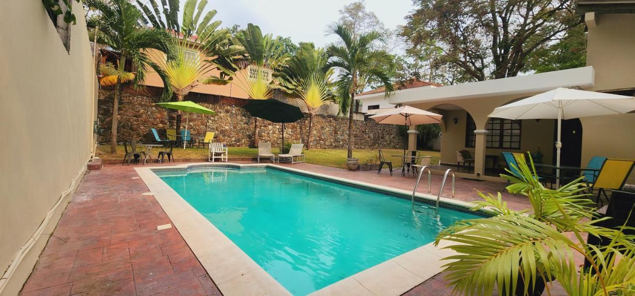 Camilas Hotel San Pedro Sula Exteriér fotografie