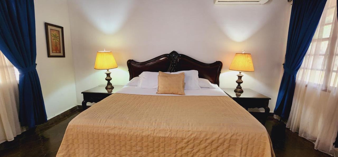 Camilas Hotel San Pedro Sula Exteriér fotografie