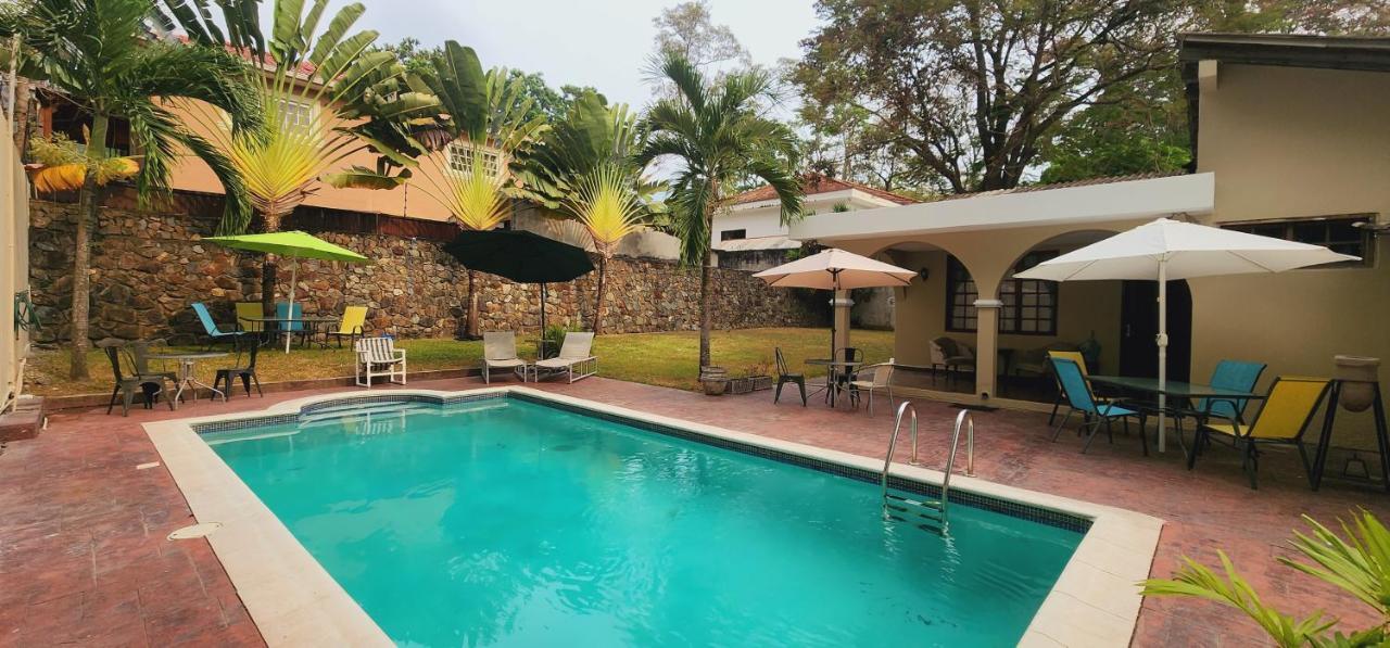 Camilas Hotel San Pedro Sula Exteriér fotografie