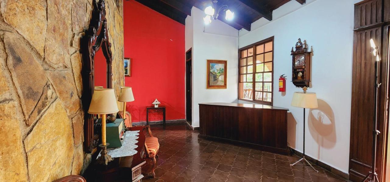 Camilas Hotel San Pedro Sula Exteriér fotografie